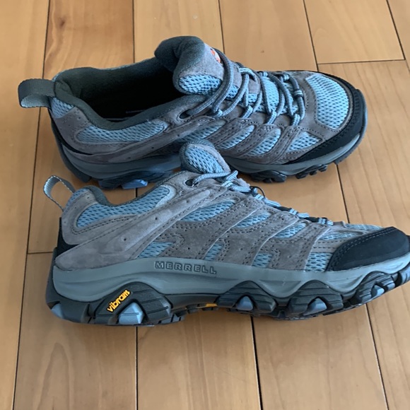 Merrell NWOT Moab 3 Hiking shoe size 8 wide - Picture 3 of 11